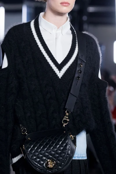 Look 83